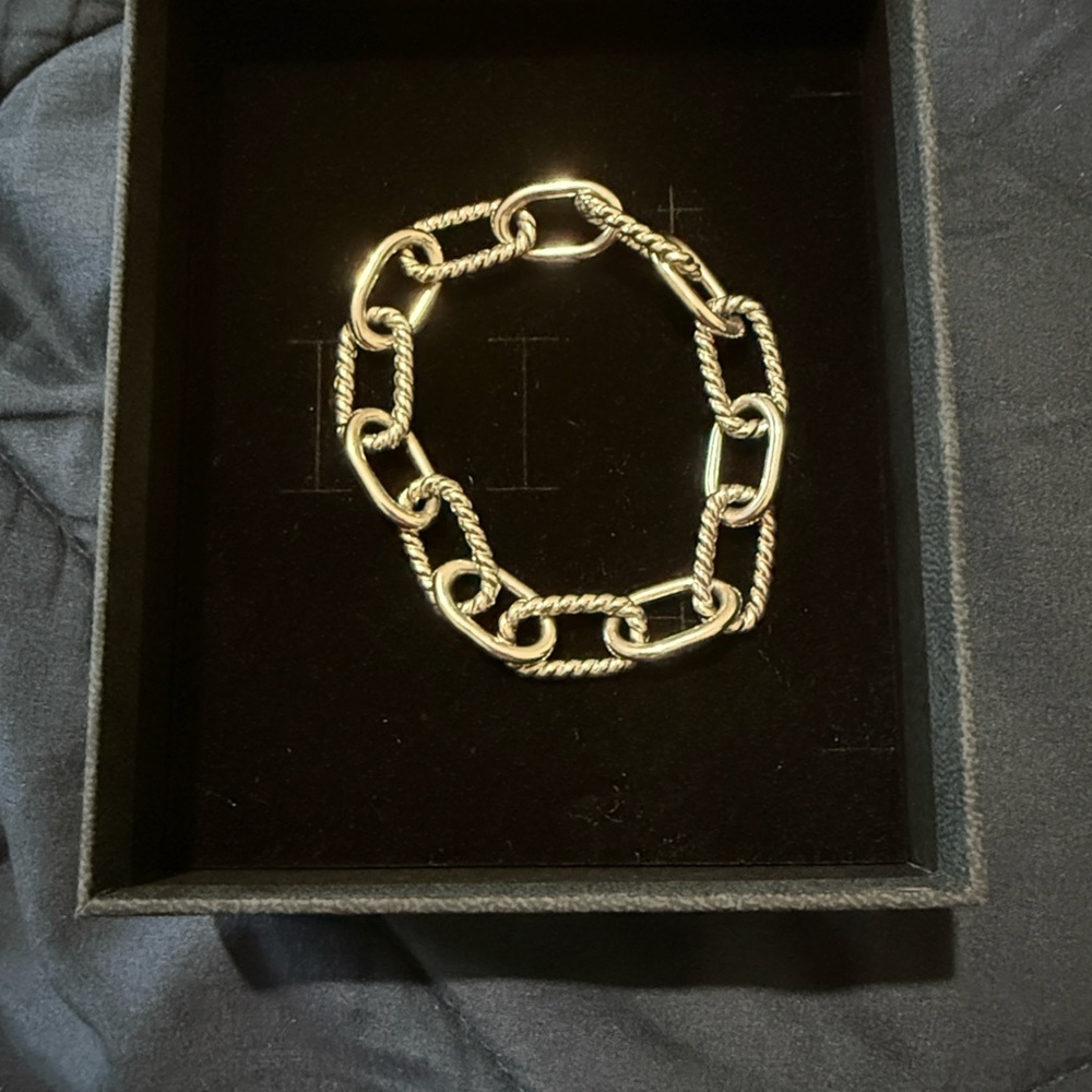 Ladies Sterling Silver Twisted Link Bracelet